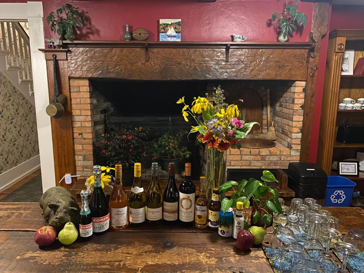 Black Boar Inn Ogunquit Ngoại thất bức ảnh